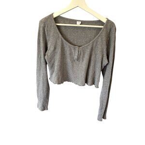 Colsie Gray Ribbed Cropped Henley Long Sleeve Top Size L Stretch Fit Neutral